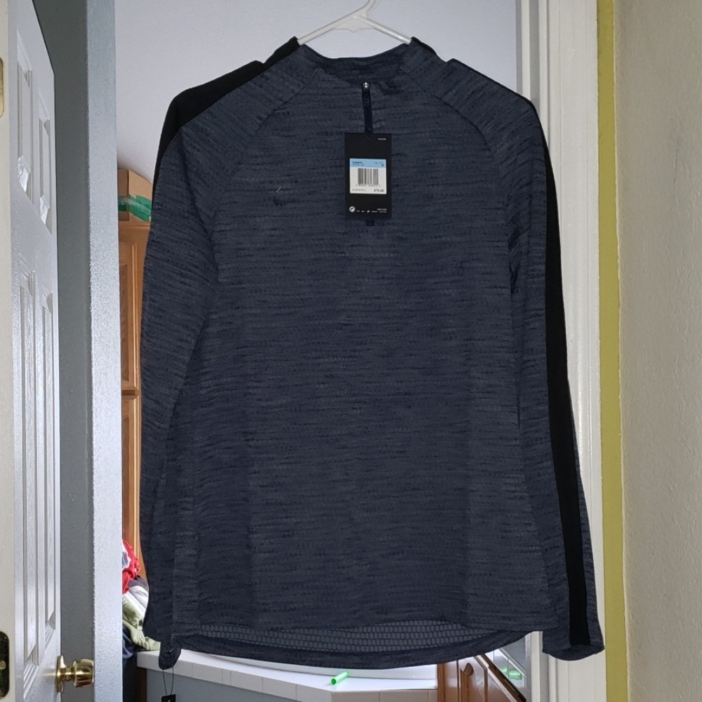 NIKE half zip sweater